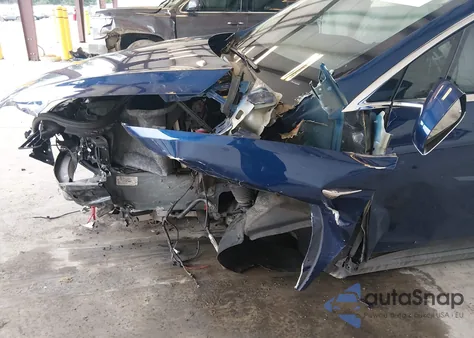 2017 Tesla Model X 100D/75D/90D z USA, uszkodzony, nr VIN 5YJXCBE23HF065675